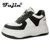 Fujin 7 см кожаные кроссовки из микрофибры на танкетке, удобные скейтборды, толстая подошва, весенне-осенние модные массивные кроссовки, белая повседневная обувь