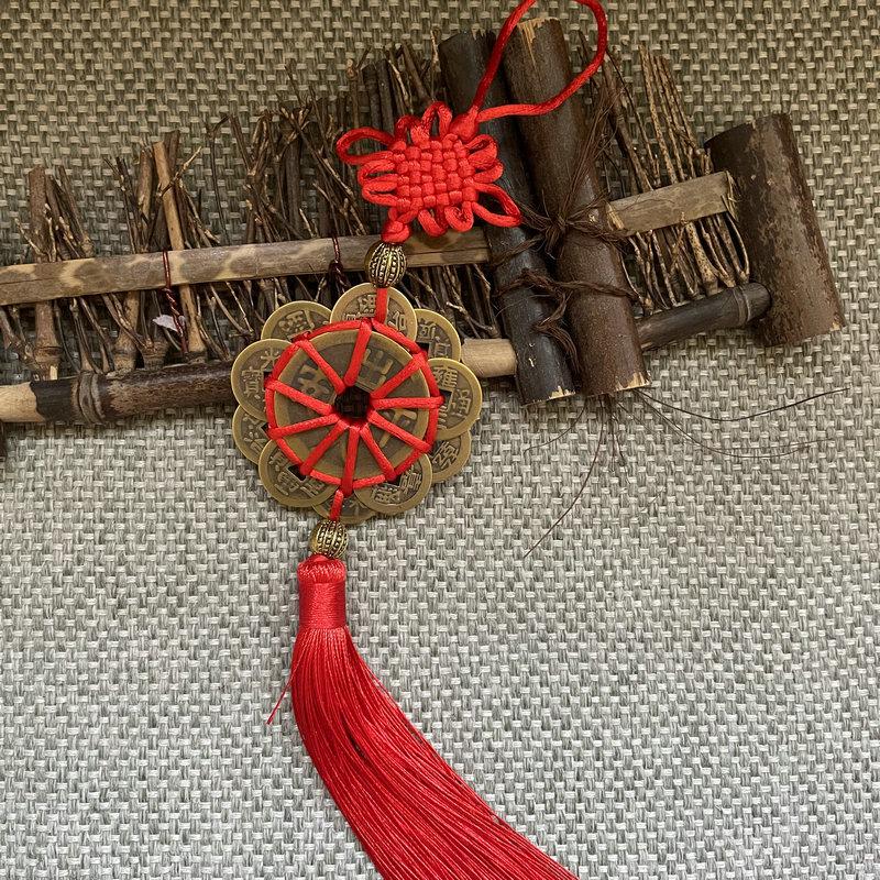 Подвеска из медной монеты «Цветок сливы» по фен-шуй — магический инструмент для домашнего декора ручной работы