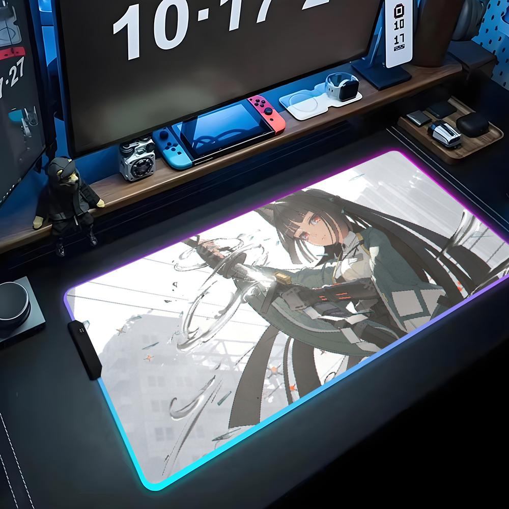 Miyabi Hoshimi Коврик для мыши RGB Игровой коврик для мыши Большой светодиодный коврик Настольный коврик для ПК Светящийся коврик для мыши Большие коврики для клавиатуры Настольный ковер С