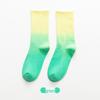 Новые носки средней длины с градиентным принтом Tie-Dye: Идеально подходит для баскетбола, скейтбординга и хип-хопа как для мужчин, так и для женщин.