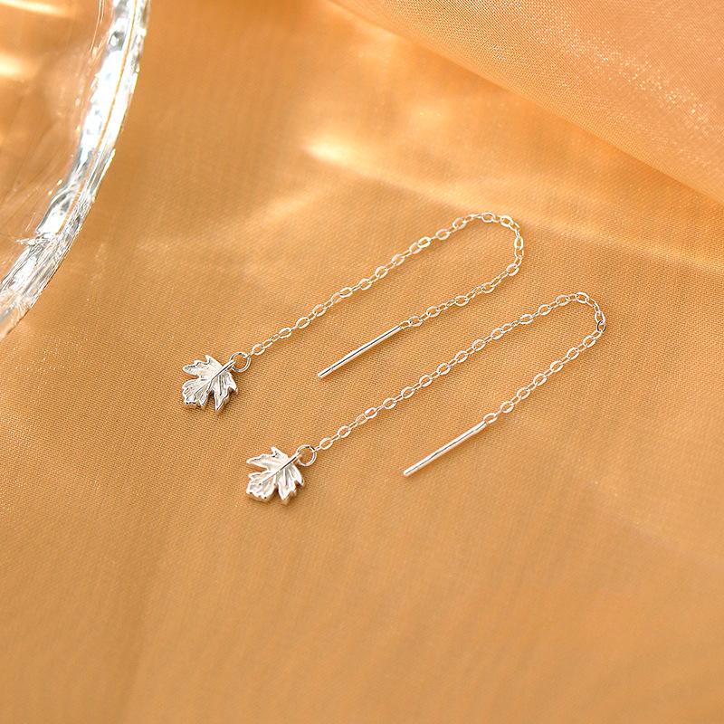 Осенне-зимняя атмосфера Кленовый лист Ушной кабель Светильник Роскошный Высококачественный Свежий Длинный Украшение Уха