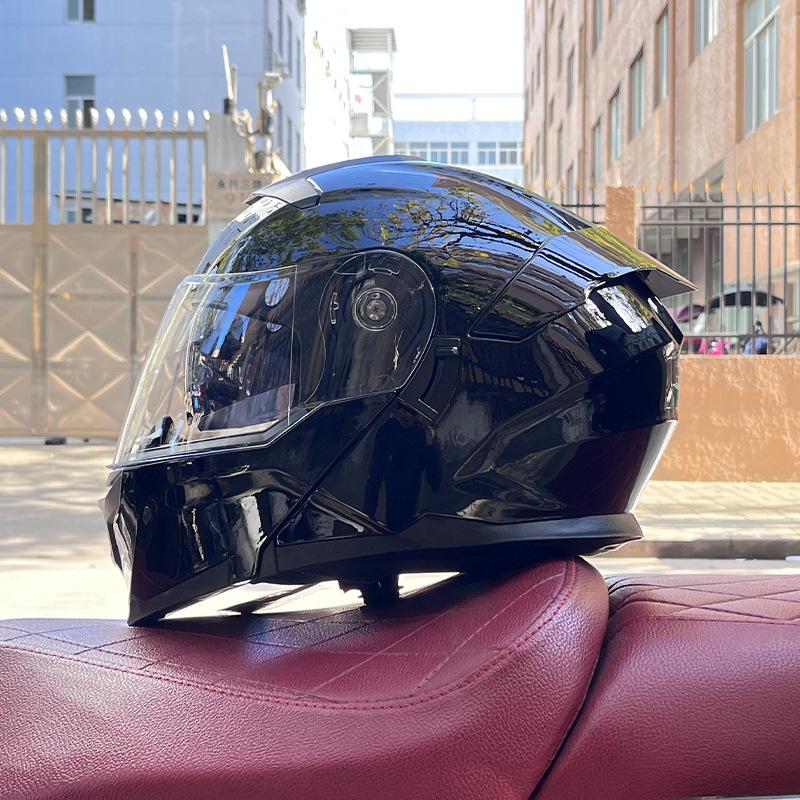 Motorcycle Helmet Uncovered Helmet Men's and Women's Full Helmet Bluetooth Personalized Four Seasons Locomotive Big Tail