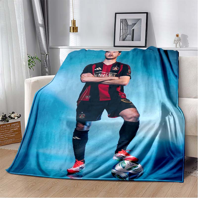 Atlanta United FC Red Black Vertical Stripe Logo Flannel Blanket Soft Warm Lightweight Sports Fan Washable Throw Blanket Bedroom Sofa Deco