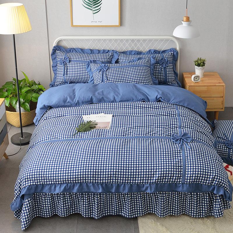 Комплект постельного белья в стиле принцессы с сердечками для девочки из четырех предметов, постельное белье из кружева, трикотажного хлопка, банта, пододеяльника, юбки, комплект из трех предметов