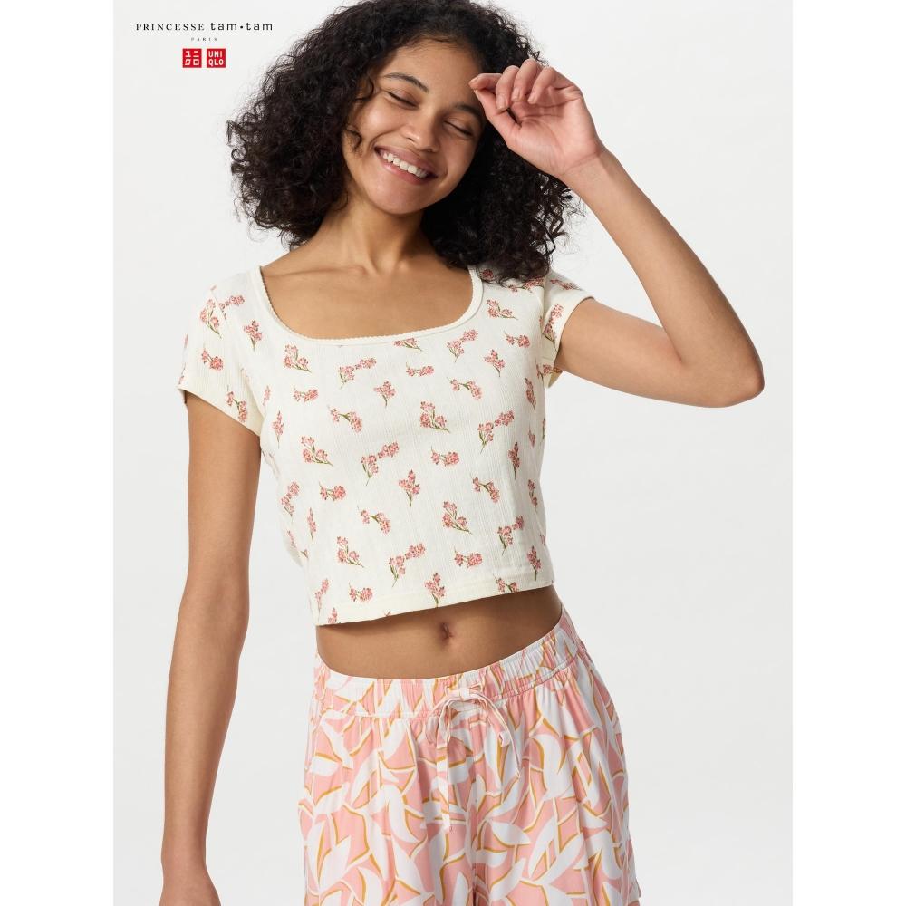 Uniqlo Футболка с квадратным вырезом и заостренным хвостом в Японии