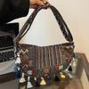 Hand Woven Ethnic Style Tassel Shoulder Bag for Women Early Autumn New Trendy and Fashionable Niche Crossbody Dumpling Bag