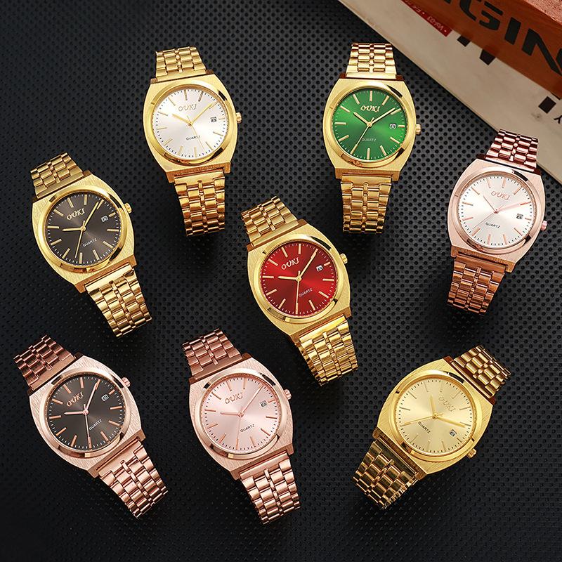 Бизнес и досуг Джентльмены поставляются в стандартной комплектации со стильными и привлекательными часами Модные мужские часы Подарок