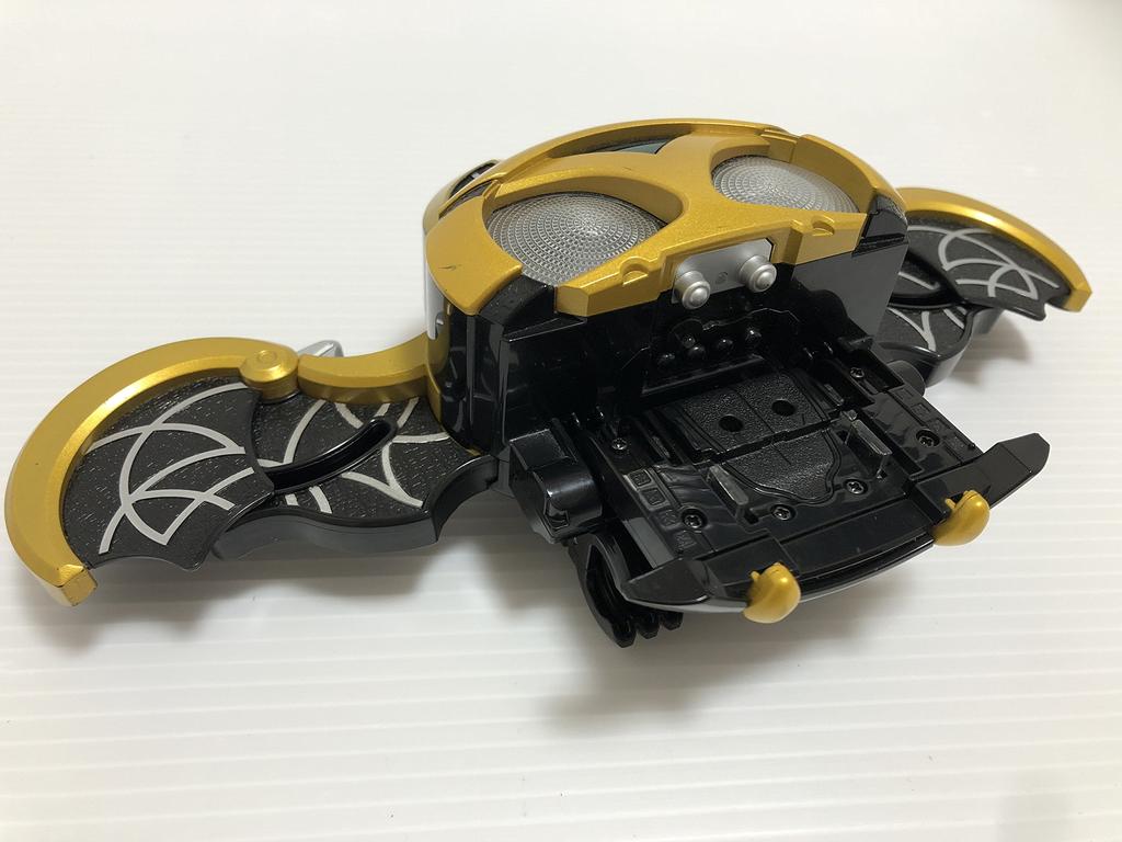 Ремень-трансформер Kamen Rider Kiva Fessle DX Kvat Belt &