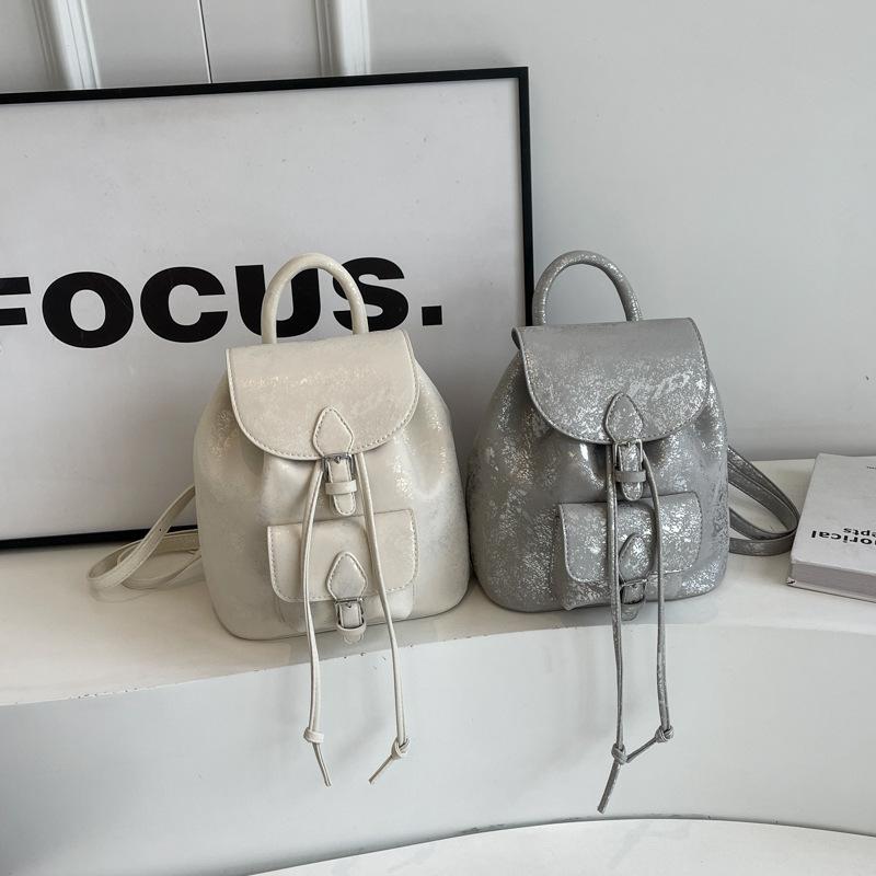 Простой рюкзак через плечо, женский новый текстурный модный рюкзак для通勤, портативный рюкзак, тренд