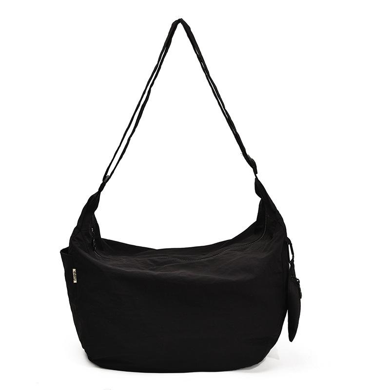 Сумка премиальной текстуры женская большой вместимости новая повседневная нишевая сумка-мессенджер осенне-зимняя сумка-пельмень для поездок на работу