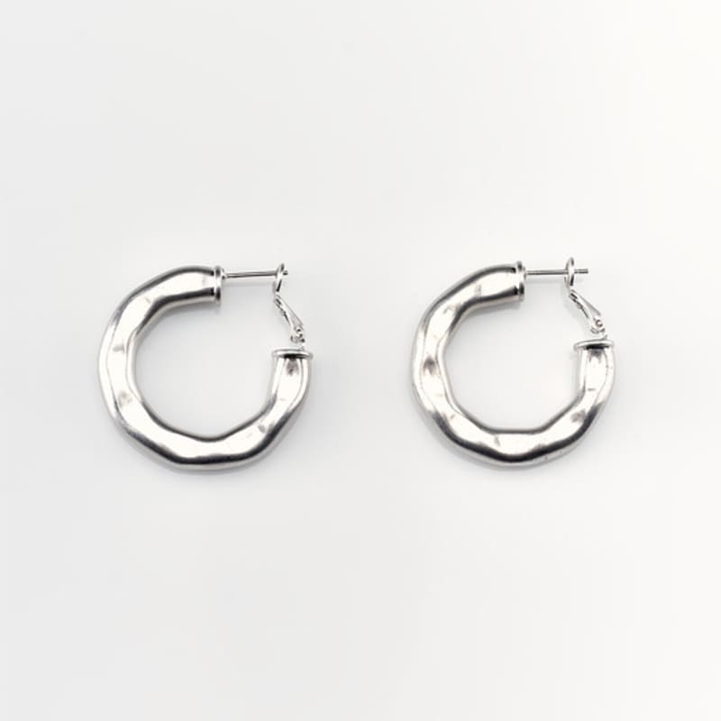 Fine O’ Kind Moonlight earring