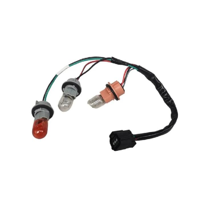 MB003573 New Atomobile Part Tail Light Rear Brake Lamp Harness Plug Reverse Lights Bulb Holder for Mitsubishi Pajero V93 V97