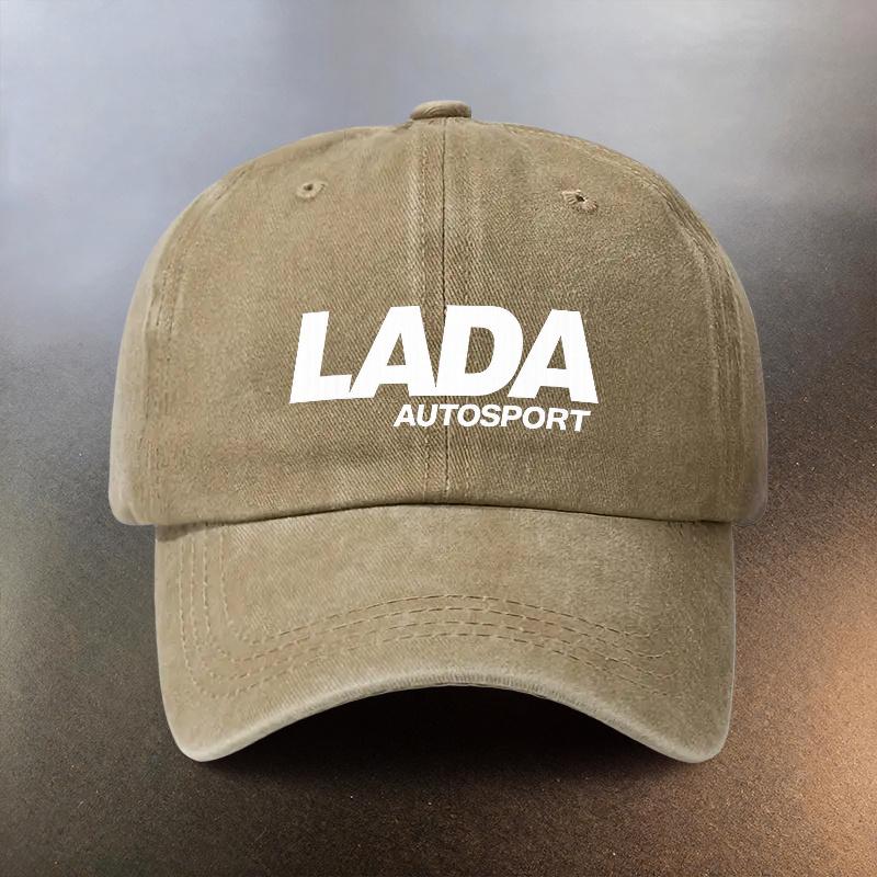 Винтажная washed-кепка LADA AUTOSPORT Идеально подходит для повседневных прогулок и обязательный головной убор для модных пар. Она имеет ретро