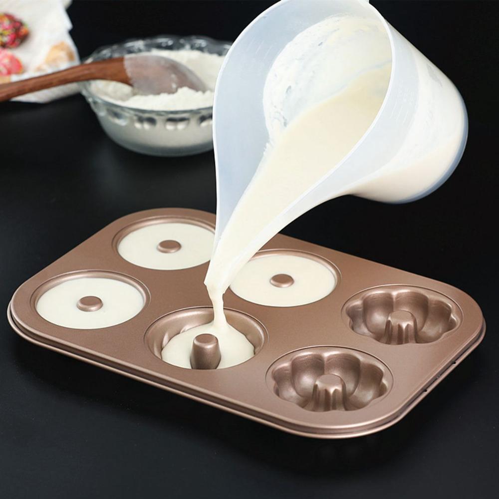 Cooking Easy Pour Long Spout Plastic Measuring Cup Kitchen Tool Liquid Container Funnel Pitcher