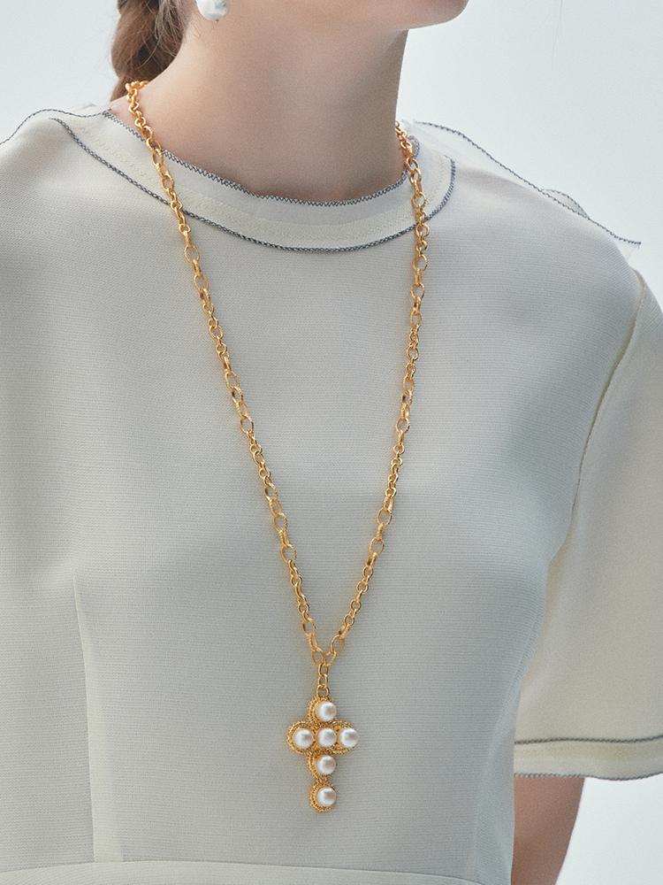 Elyona Byzantine Cross Necklace