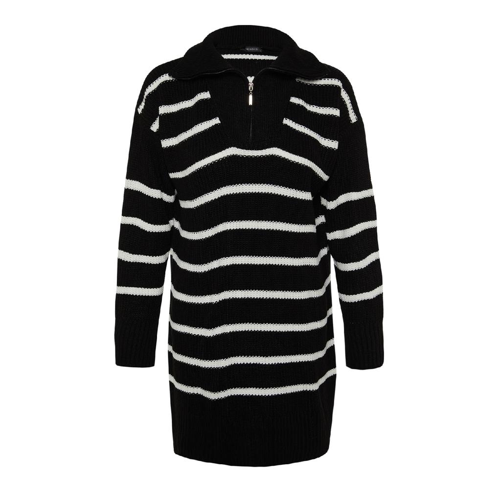 Темно-синий вязаный свитер с полосатым воротником и молнией Tctaw24ak00037