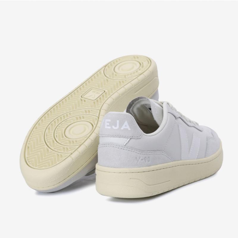 Veja Leather Sneakers V 90 sVju241Vd20 379