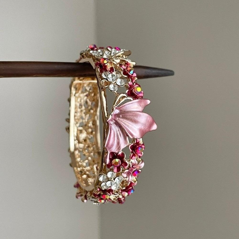 Non-fading Bracelets for Women Hollowed-out Open Bangles Butterfly Diamond Bracelet Lady's Gift