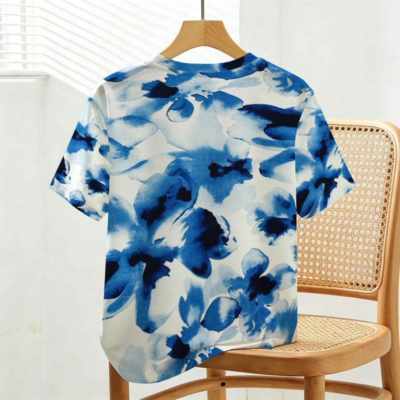 Women's Short Sleeve T-Shirt, Minimalist Blue White Ink Wash Design, Soft Casual Top for Beach Vacation, Daily Wear, Date Night