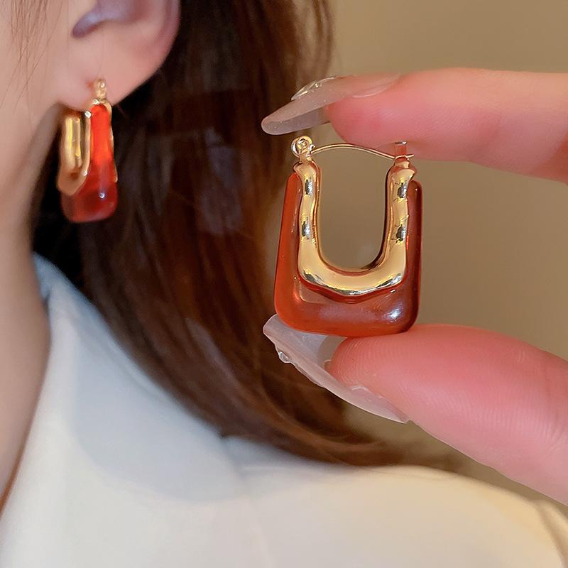 Ретро акриловые геометрические серьги U-образной формы - Французская мода для женщин