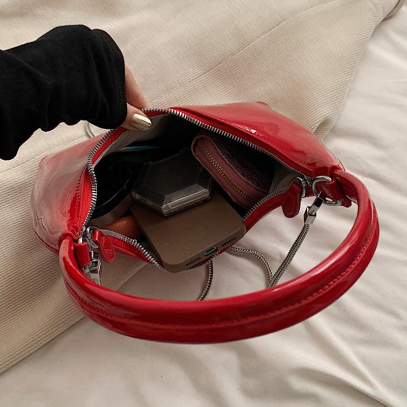 Роскошная лакированная сумка-хобо из искусственной кожи для женщин, шикарные сумки-мессенджеры с цепочкой для женщин, красный клатч для вечеринки под мышкой