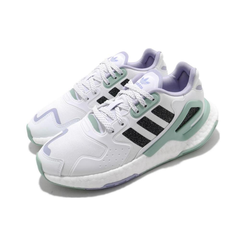 adidas Женский спортивный костюм Day Jogger Белый Туманно-зеленый H03262
