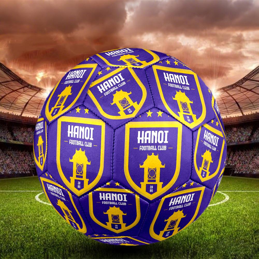 Начальный футбольный мяч FC Penang, размер 5, с принтом герба-щита в красно-синих тонах. Для тренировок на открытом воздухе, коллекции фанатов, игры.