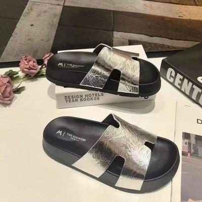 Женская обувь – Сандалии