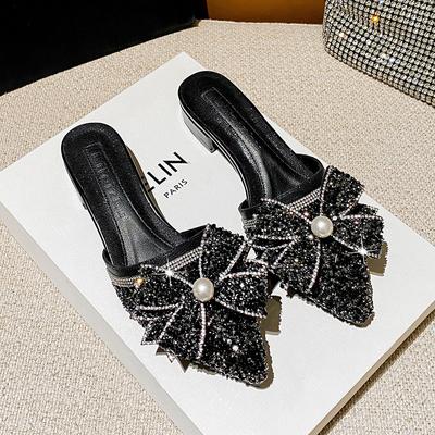 2024 Летняя новая обувь для женщин Красивые тапочки для девочек с бантом и жемчугом Повседневные сандалии для девочек на каблуках Мюли Туфли