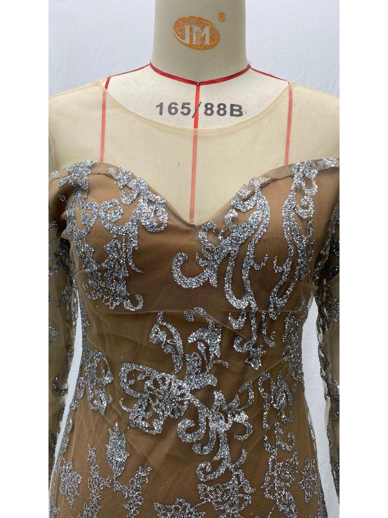 Европейское и американское весеннее вечернее платье 2025 года: Сексуальная облегающая юбка с длинными рукавами и горячей штамповкой для банкетов