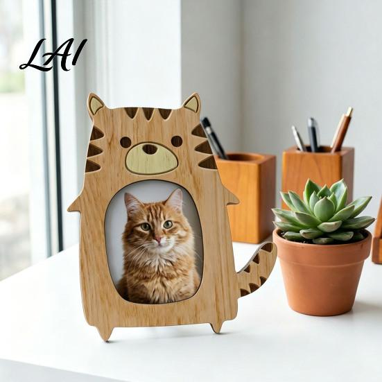 Durable Solid Wood Frame Cute Cat Frame Pet Picture Shaped Wooden Photo Tabletop Display Desktop Animal Decor Stand Cartoon Desk Decor