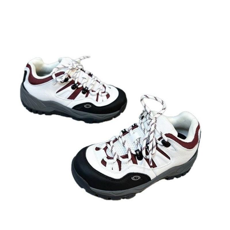 Ретро спортивная обувь для моральной подготовки женская весна 2025 года новая дышащая обувь для увеличения роста уродливые милые папины туфли повседневные универсальные кроссовки