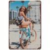 Винтажная металлическая табличка Pin Up Girl на велосипеде Настенный декор Барный знак Ретро жестяное искусство