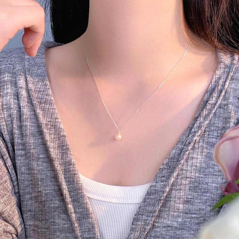 Простое и высококачественное жемчужное ожерелье с подвеской для женщин с легким роскошным дизайном