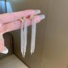 Европейские и американские персонализированные металлические серьги с бахромой, нишевые, простые, длинные, гвоздики, серьги high-end, легкая роскошь, для женщин