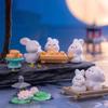 Мультяшный милый кролик на праздник середины осени, кукла, лунный пряник на праздник середины осени, настольные украшения, милый кролик, подарочный орнамент из смолы