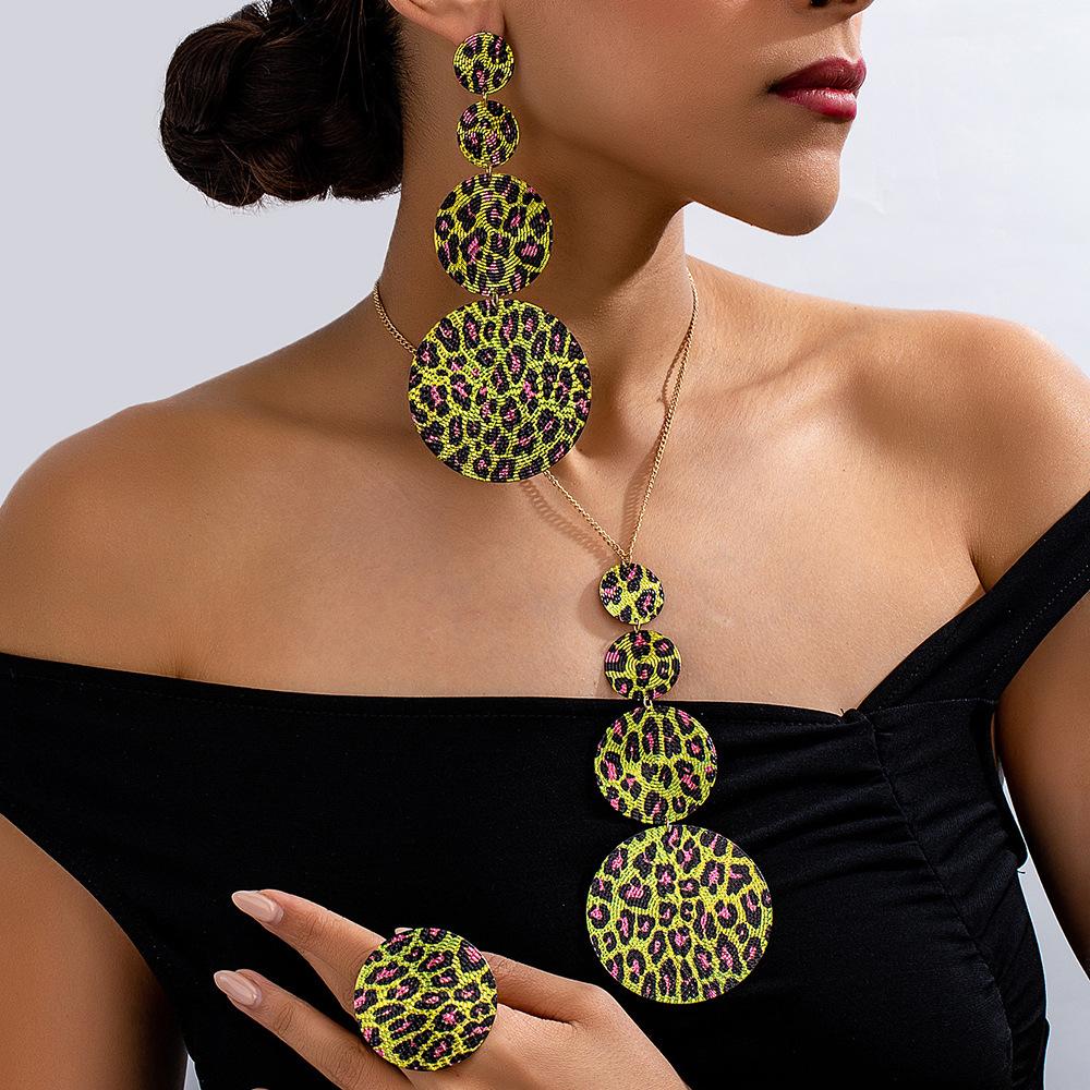 Модный комплект ювелирных изделий ожерелье серьги кольцо для женщин дамы