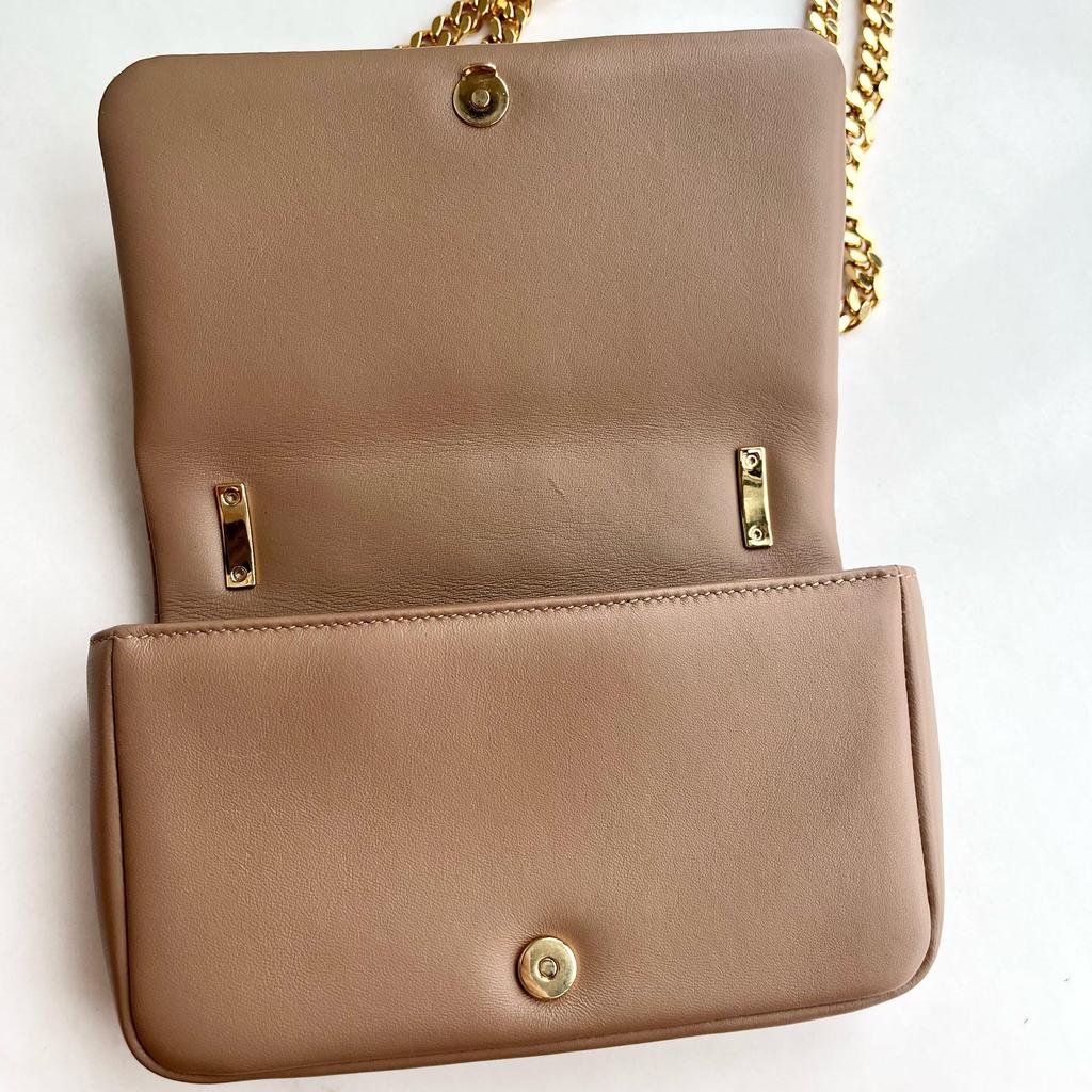 [Pre-Owned] Lola Bag TB Logo Metal Chain Quilted Lambskin Crossbody Shoulder Bag - Very Good #14A98W4