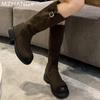 Женские замшевые высокие сапоги на плоской подошве, высокие сапоги до колена, женские зимние дизайнерские ретро-платья в готическом стиле, теплые мотоциклетные сапоги Mujer Botas