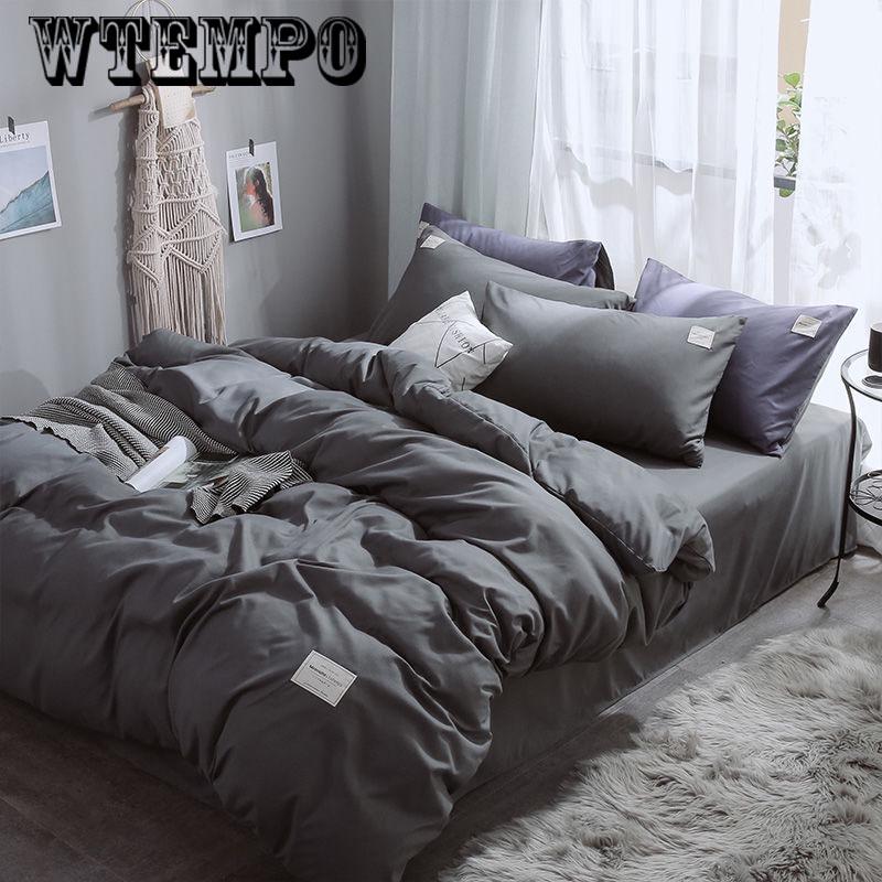 Простой комплект постельного белья из четырех частей хлопка из атласа с вышивкой из чистого хлопка