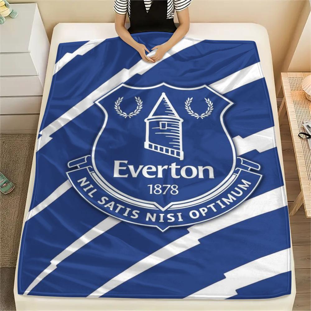 1pc Everton FC Print Flannel Blanket, High quality Comfortable for All Seasons, Home Decor, Warmth and Comfort, Perfect for Christmas Gifts40