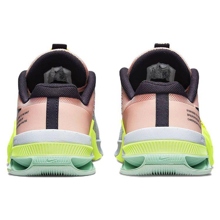 Nike Женские кроссовки Metcon 8 Arctic Orange Volt Football-серый Cave-Purple DO9327-800