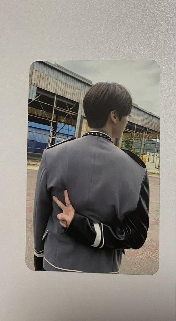 [ИСПОЛЬЗОВАННАЯ] Straykids Reno Sukizu IN сырая двухсторонняя коллекционная карточка