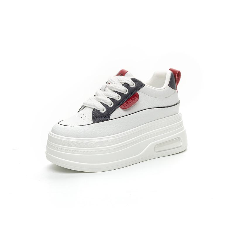 Женские белые туфли на кожаной платформе, новинка осени, маленькие 8 см увеличения внутренней высоты, маленький размер, спортивная и повседневная обувь