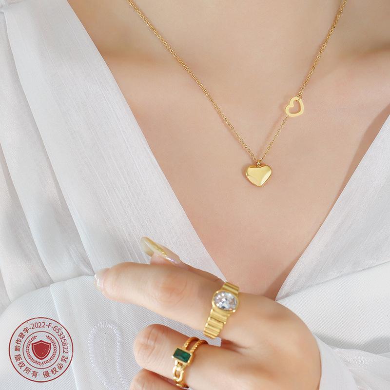 Blogger Jewelry Миниатюрное двойное персиковое сердечко Love ожерелье, титановая сталь с покрытием 18-каратное золото ключичная цепочка P221