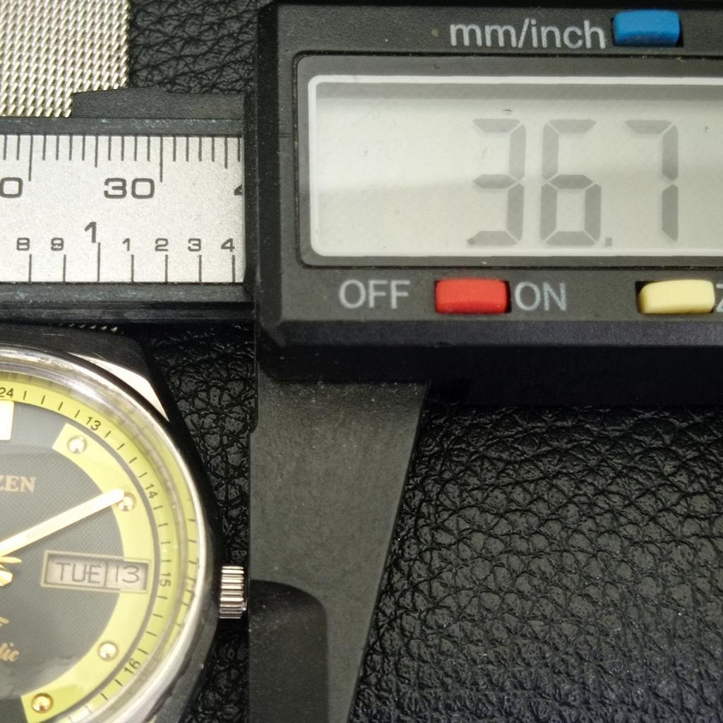 ВИНТАЖНЫЕ МУЖСКИЕ ЧАСЫ CITIZEN AUTOMATIC 8200 JAPAN С ЧЕРНЫМ ЦИФЕРБЛАТОМ a702761-1 R210-a702761