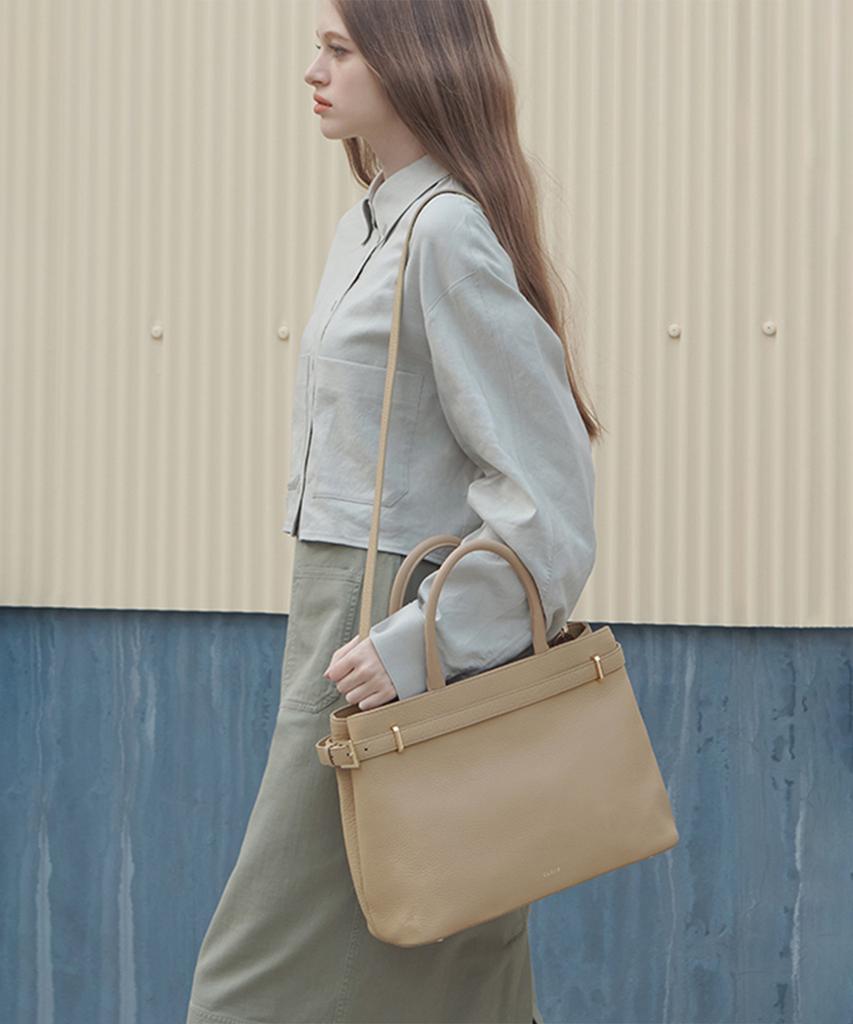 Clave Olivia Beige Tote Bag