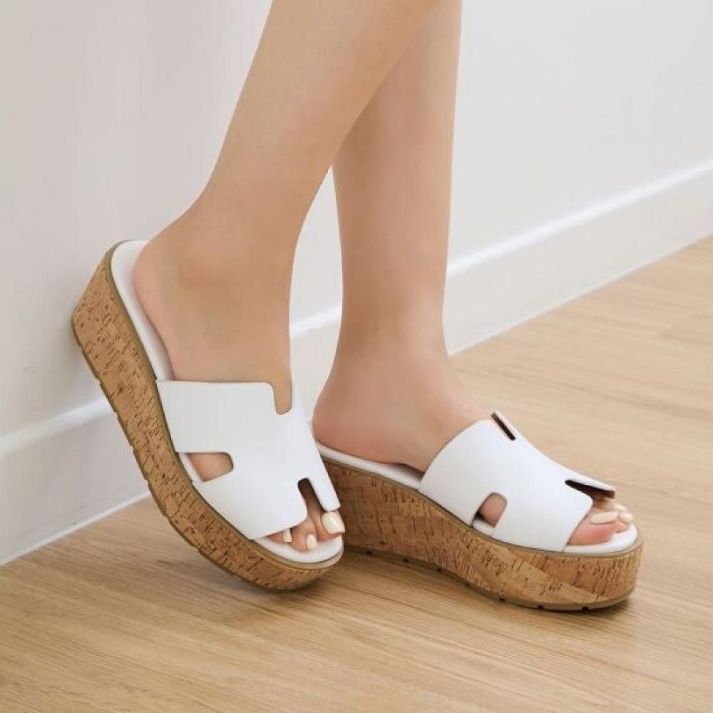Jisyu Delida Cork Chunky Heel Mule Slipper