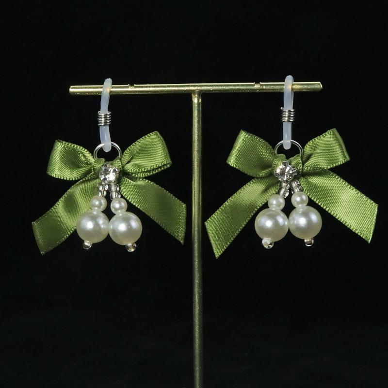 Pink Adjustable Metal Nipple Clamps with Soft Non-Slip Pads Bow Pearl Rhinestone Decor for Couples Intimate Bedroom Play