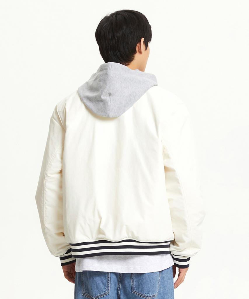 New Balance Nbnqgco113 / Универсальная утепленная куртка-худи Nb Varsity (слоновая кость)